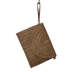 Women’s Straw Crossbody/Wristlet Handbag